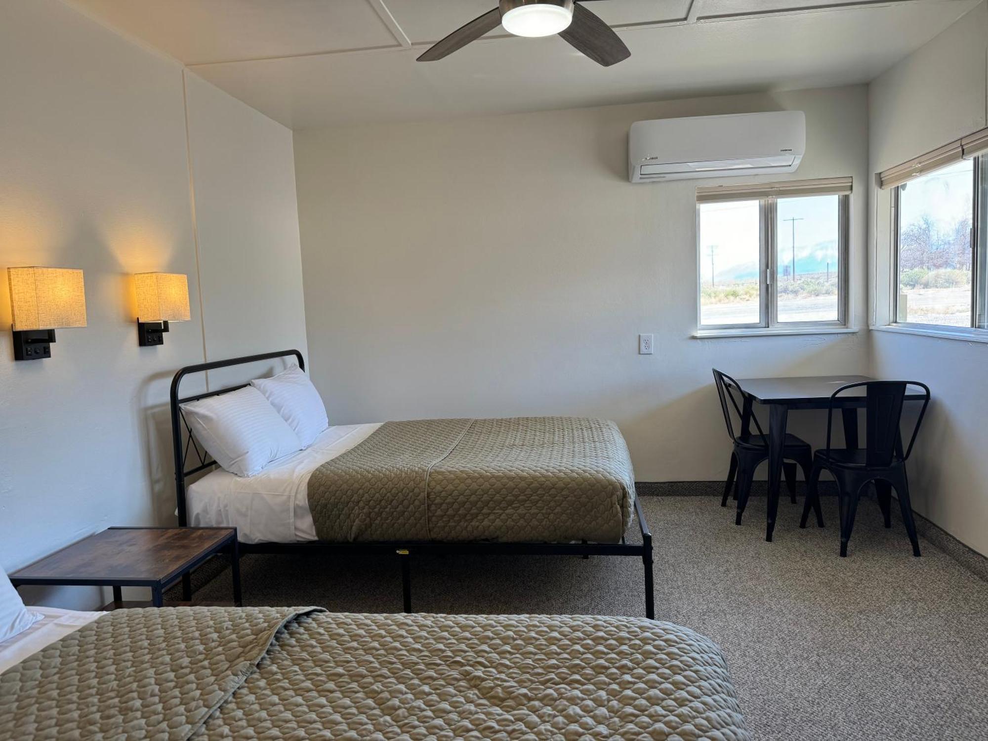 Eastern Sierra Motor Lodge Independence Luaran gambar