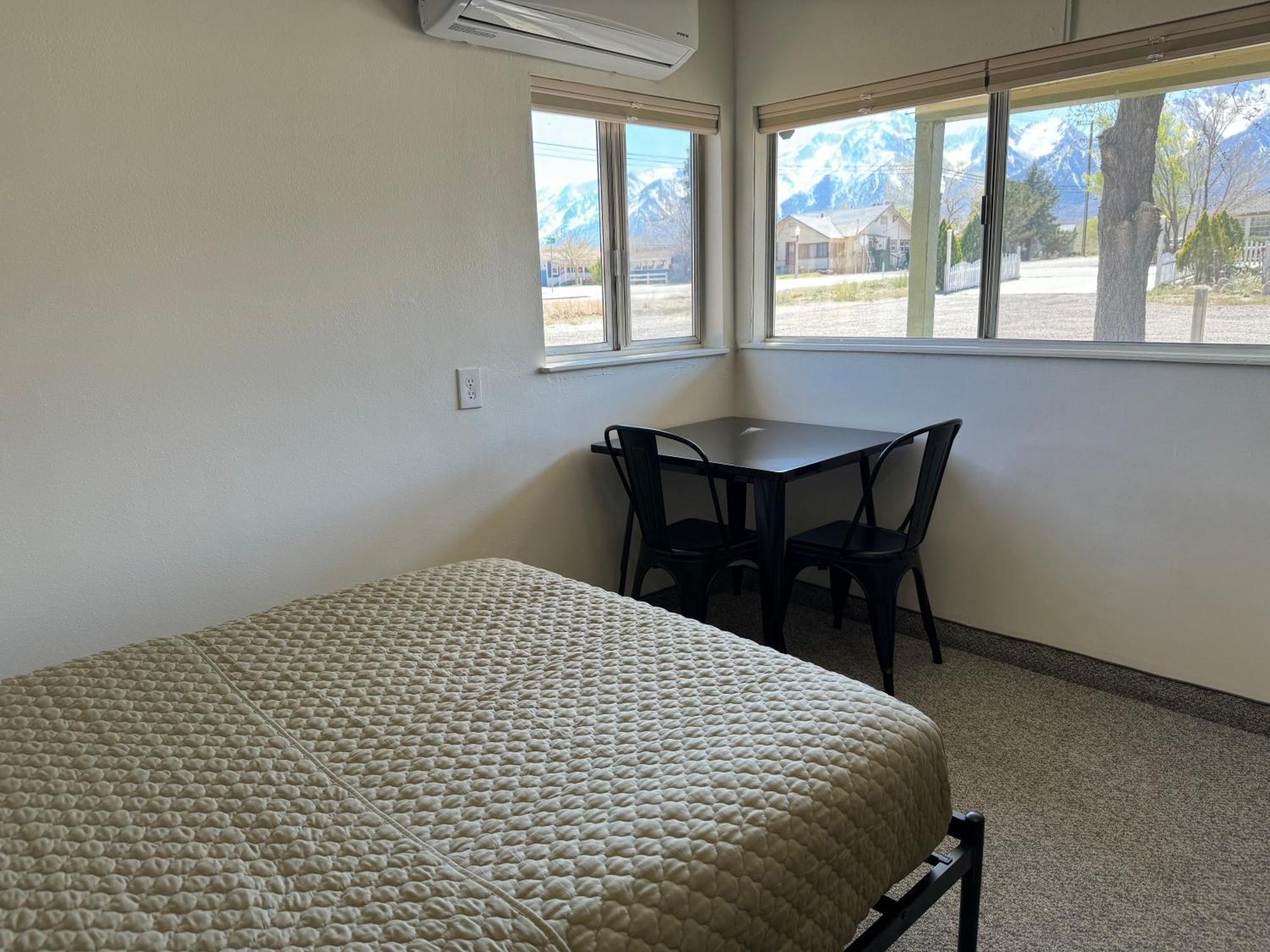 Eastern Sierra Motor Lodge Independence Luaran gambar
