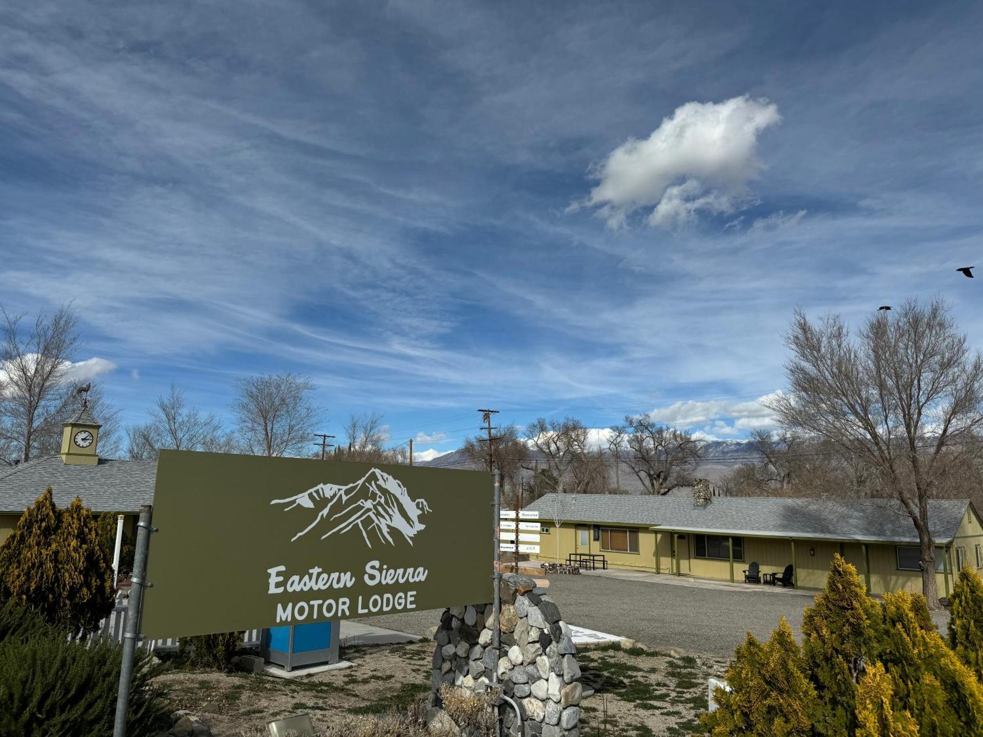 Eastern Sierra Motor Lodge Independence Luaran gambar